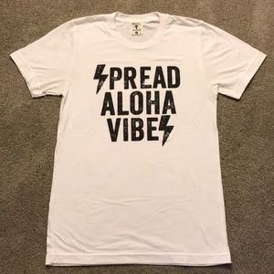 Spread Aloha Vibes Tee